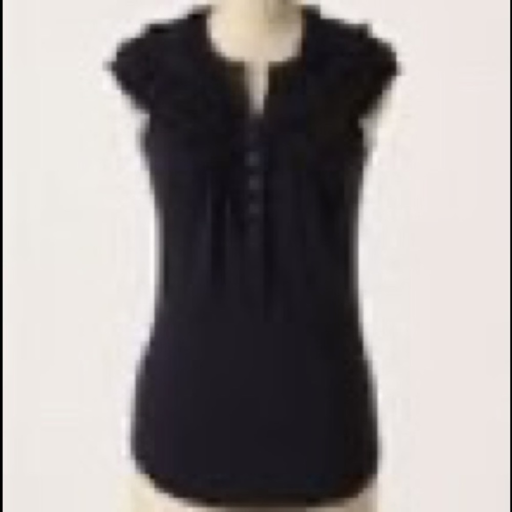EUC Little button navy blouse Anthropologie Small